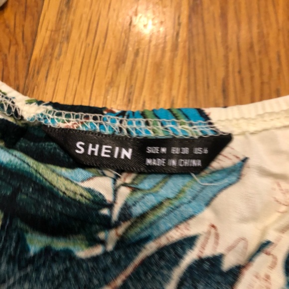 BOGO Tropical Vacation Dress - Picture 6 of 6